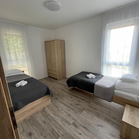 Paskom Apartmanhaz Nyergesujfalu Exteriör bild