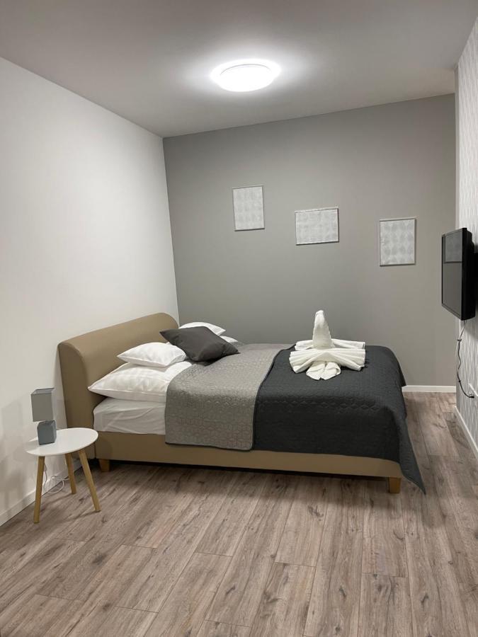 Paskom Apartmanhaz Nyergesujfalu Exteriör bild