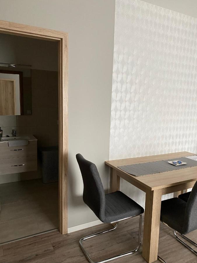 Paskom Apartmanhaz Nyergesujfalu Exteriör bild