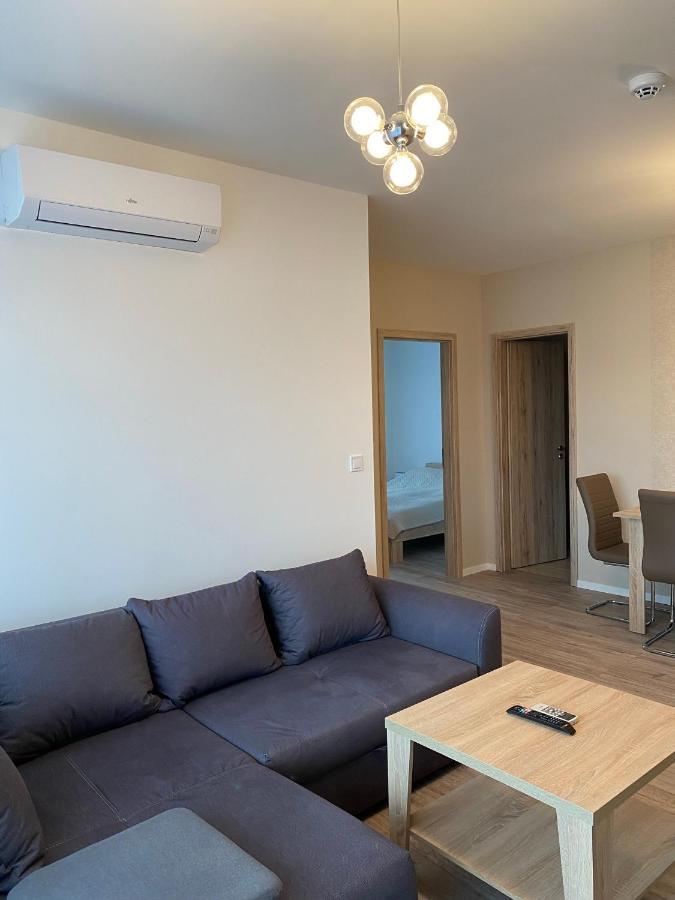 Paskom Apartmanhaz Nyergesujfalu Exteriör bild