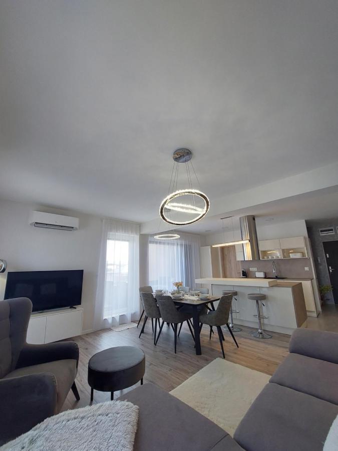Paskom Apartmanhaz Nyergesujfalu Exteriör bild