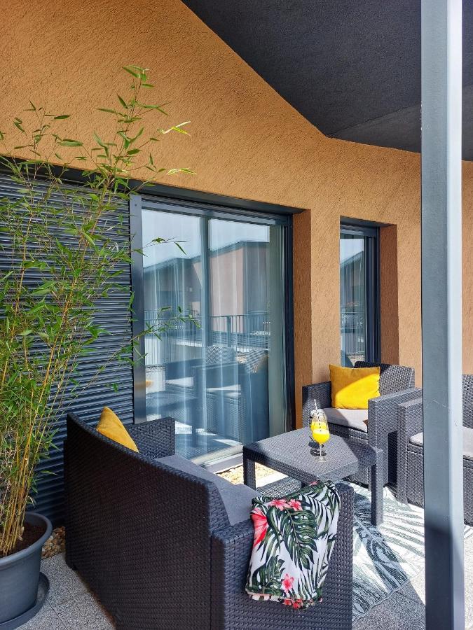Paskom Apartmanhaz Nyergesujfalu Exteriör bild